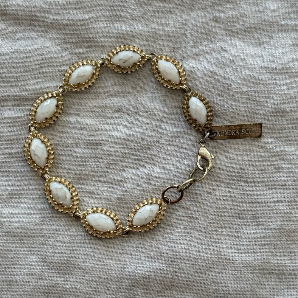 Kendra Scott Gold and White Bracelet